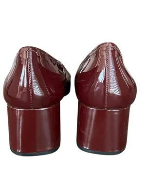 Prada Women’s Oxblood Burgundy Patent Leather Kiltie Fringe Pump Heels Size 39.5 thumbnail 7