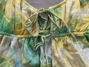 Whimsical American Eagle Outfitters Yellow & Green Tie-Front Tiered Cami thumbnail 4