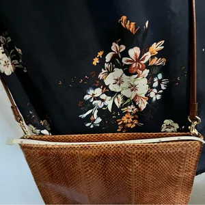 Genuine Snake Skin Crossbody Purse thumbnail 5