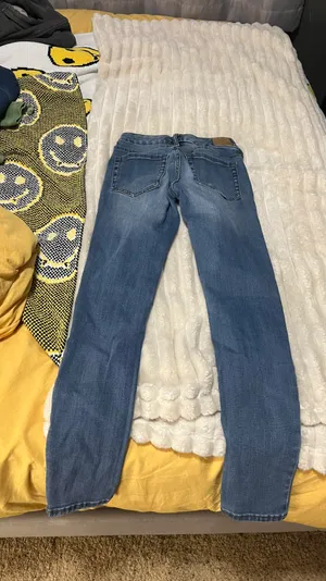 Jeans thumbnail 2
