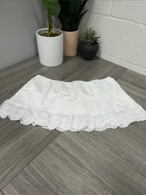 My Mum Made It LACE MINI SKIRT - WHITE thumbnail 3