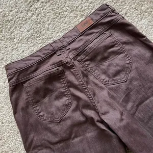 Vintage 90s Lee Straight Leg Brown Jeans thumbnail 5
