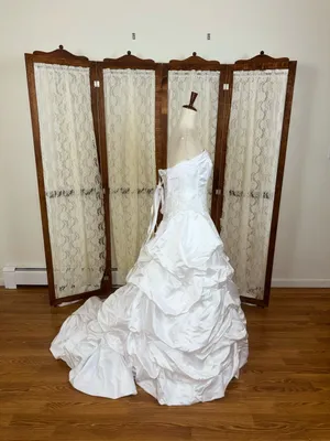Beautiful Vintage Y2K David’s Bridal Corset Wedding Ball Gown thumbnail 3