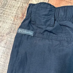 Columbia Black 100% Nylon Cargo Hiking Shorts Elastic Waist Utility Gorpcore S thumbnail 6