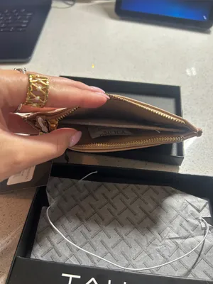 Tahari Cream and Tan Zip Card Case with Gold Accent thumbnail 6