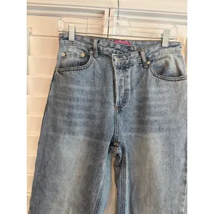 Edikted Crossover‎ Waist Jeans Size Small thumbnail 3