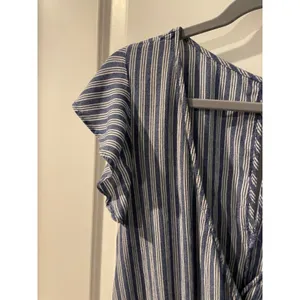 American Eagle Mini Dress Striped Blue White Ruffle Flutter Sleeve Large Coastal thumbnail 6