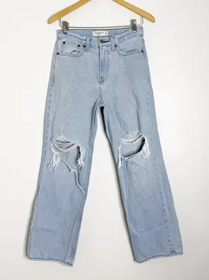 Abercrombie & Fitch Curve Love Slouchy Jeans 24 Short Distressed Wide Leg thumbnail 1