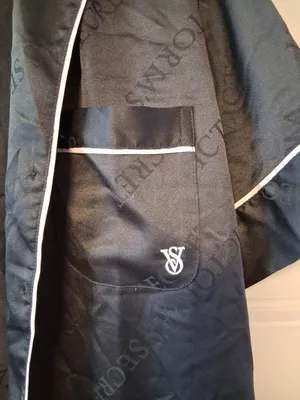 Victoria's Secret collared pj pajama top with pockets in black and white size medium. thumbnail 5