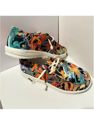 NEW Women’s Dragon Phoenix Print Canvas Sneakers – Size 6.5 (37) NWT thumbnail 2