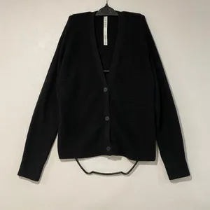 Lululemon Black Merino Wool Button Front Cardigan Sweater Size 8 thumbnail 2