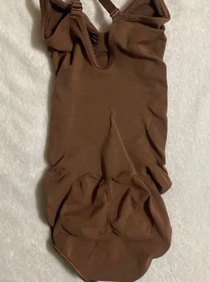 SKIMS NEW! Sculpting Bodysuit S thumbnail 5