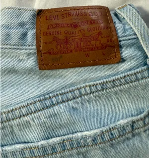 501 Levi’s Shorts High-Rise Premium Denim thumbnail 9