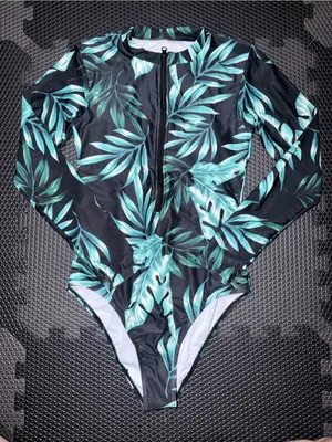 SHEIN Black One-Piece Rash Guard Swimsuit with Green Tropical Leaf Print thumbnail 7