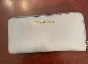 Michael Kors Zipper Wallet thumbnail 1