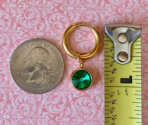 Handmade gold tone stainless steel green simple minimalist hoop earrings💚 thumbnail 7