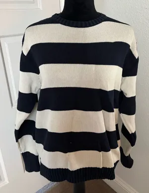 Brandy Melville Sweater thumbnail 1