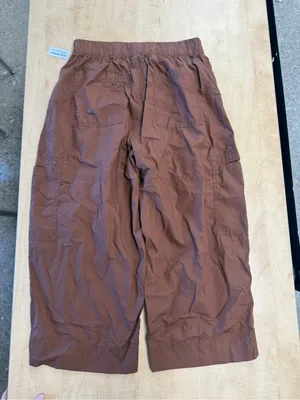 NWT! Old Navy Mid-Rise Cropped Barrel-Leg Utility Pants thumbnail 5