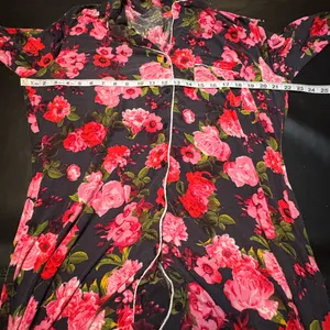 Victoria's Secret Floral Cozy Gown. Size M thumbnail 8
