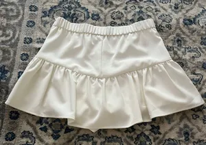 I Just Have to Have It White Skort thumbnail 3