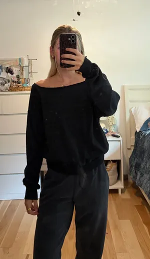 Fabletics Sweatshirt  thumbnail 1