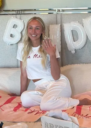 Bridal shirt White thumbnail 1