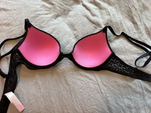 Victoria's Secret Bra PINK Tee Shirt thumbnail 3