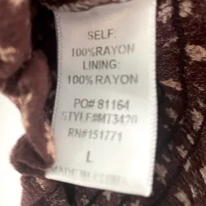 LE LIS Peasant Top Blouse Size L Brown Dark Floral Crop Boho Cottage Milkmaid thumbnail 7