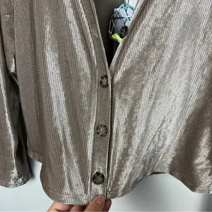 Nordstrom NWT Good Luck Girl Ribbed Velvet Button Up Crop Long Sleeve Going Out Top Large thumbnail 4