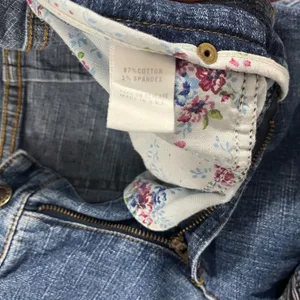 FIBERS Floral Embroidered Denim Flare Jeans Womens Size 8 Boho Hippie thumbnail 5