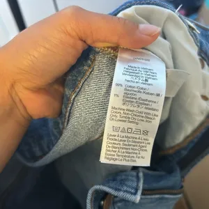 Madewell The Perfect Vintage Jean in Ainsworth Wash thumbnail 7