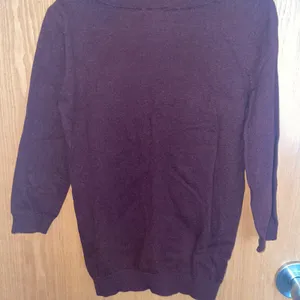 Sweater thumbnail 2