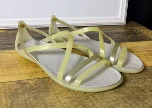 Crocs Sandals Womens 4 Isabella Pale Yellow Gold Strappy Slip On‎ Gladiator thumbnail 1