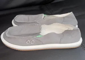 Sanuk Slides thumbnail 1