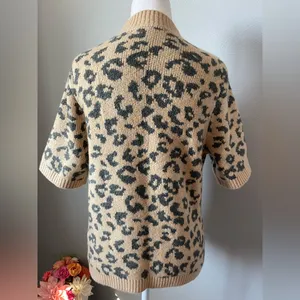 Abercrombie Brushed Leopard Print Short Sleeve Mockneck Sweater thumbnail 4