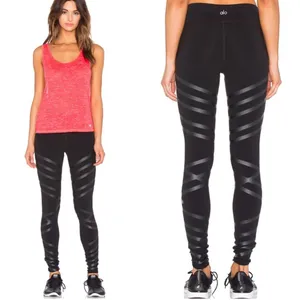 Alo Yoga | Airbrush Lineal Stripe Leggings black‎ size XS thumbnail 3