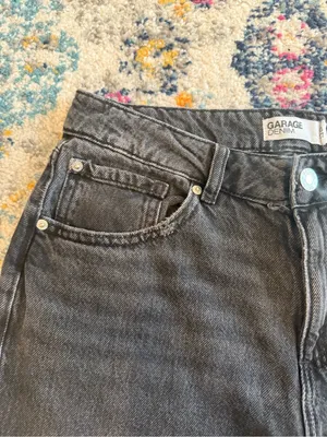 Garage Women's Black Straight Jeans thumbnail 2