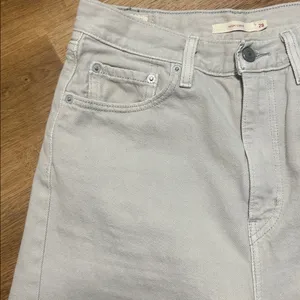 Levi's Women's High Loose Jeans in Mushrooms Grey‎ Size 28 thumbnail 3
