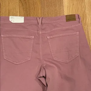 American Eagle low rise baggy Pink wide leg Jeans 10 Tall nwt‎ thumbnail 4