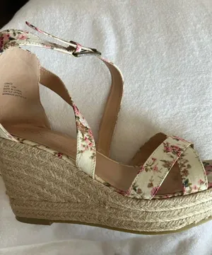 Coconuts by Matisse Womens Jean Floral Platform Sandals 4 Inch Wedge Heel SZ 10 thumbnail 1