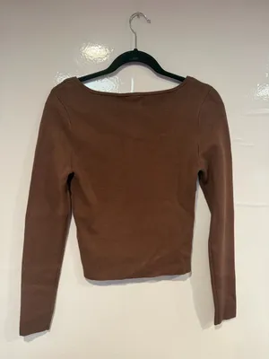 Brown NWT Abercrombie and Fitch knit‎ long sleeve thumbnail 4