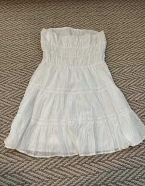 Small strapless dress White thumbnail 2