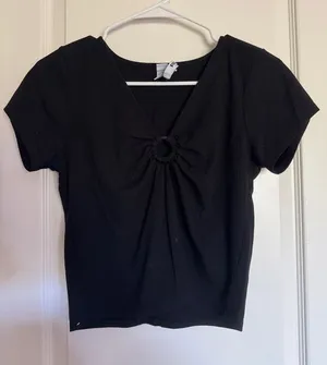 RSQ Black Knot-Front Ribbed Tee Crop Top / BB43 thumbnail 1