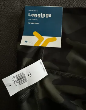 Old Navy High-Rise Camo Powersoft 7/8 Ankle Leggings thumbnail 2