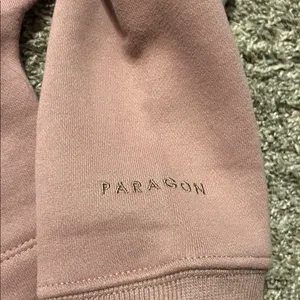 Paragon FitWear Women’s Fleece Lined Cropped‎ Dusty Pink Crewneck Sweatshirt thumbnail 3