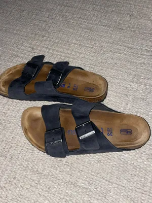Women’s BIRKENSTOCK sandals in Navy thumbnail 5