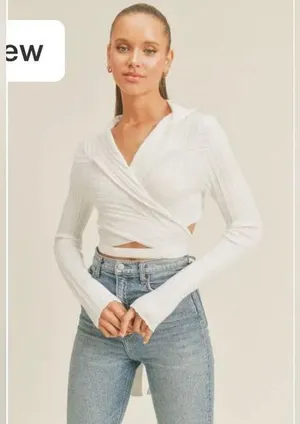 Klesis Boutique Brand White Knit Wrap Top Size Small thumbnail 1