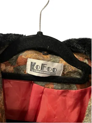 Vtg 80s 90s Kofoo Cropped Tapestry Bomber Jacket Faux Fur Collar Floral Size S/M thumbnail 3