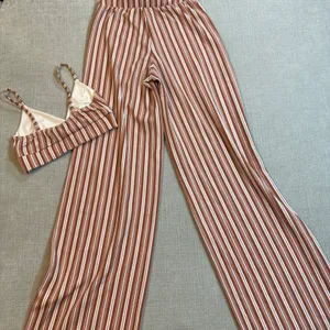 Boohoo 2 Piece Set Women US 4 Brown White Striped Crop Top Wide Leg Pants Boho thumbnail 2