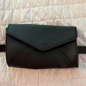 Black Fanny pack thumbnail 2